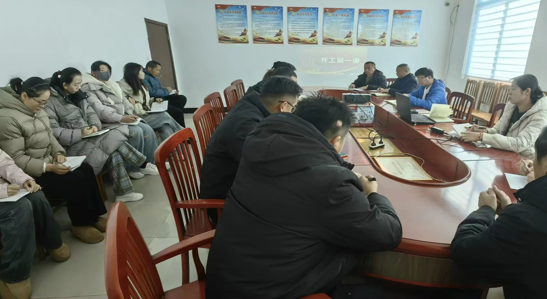 凝心聚力抓安全 收心歸位啟新程——宏河集團召開2026年春節(jié)開工第一課8